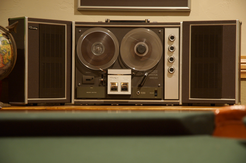 Illustration for article titled I'm All Wound Up: A Gallery of Classic Magnetic Tape Drives and Reels